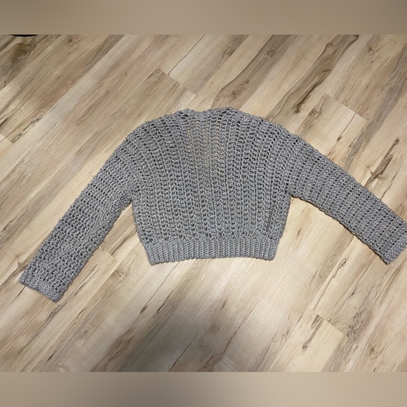 Hand crocheted cropped cardigan - Picture 5 of 6